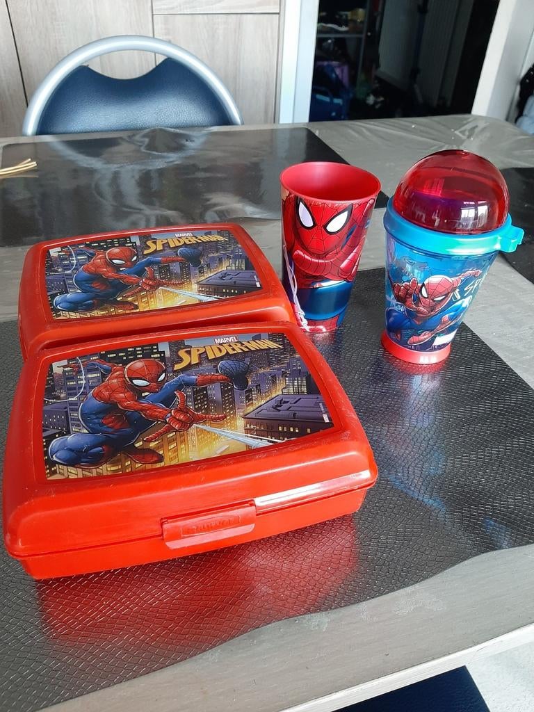 Setje spiderman, Enlèvement, Comme neuf