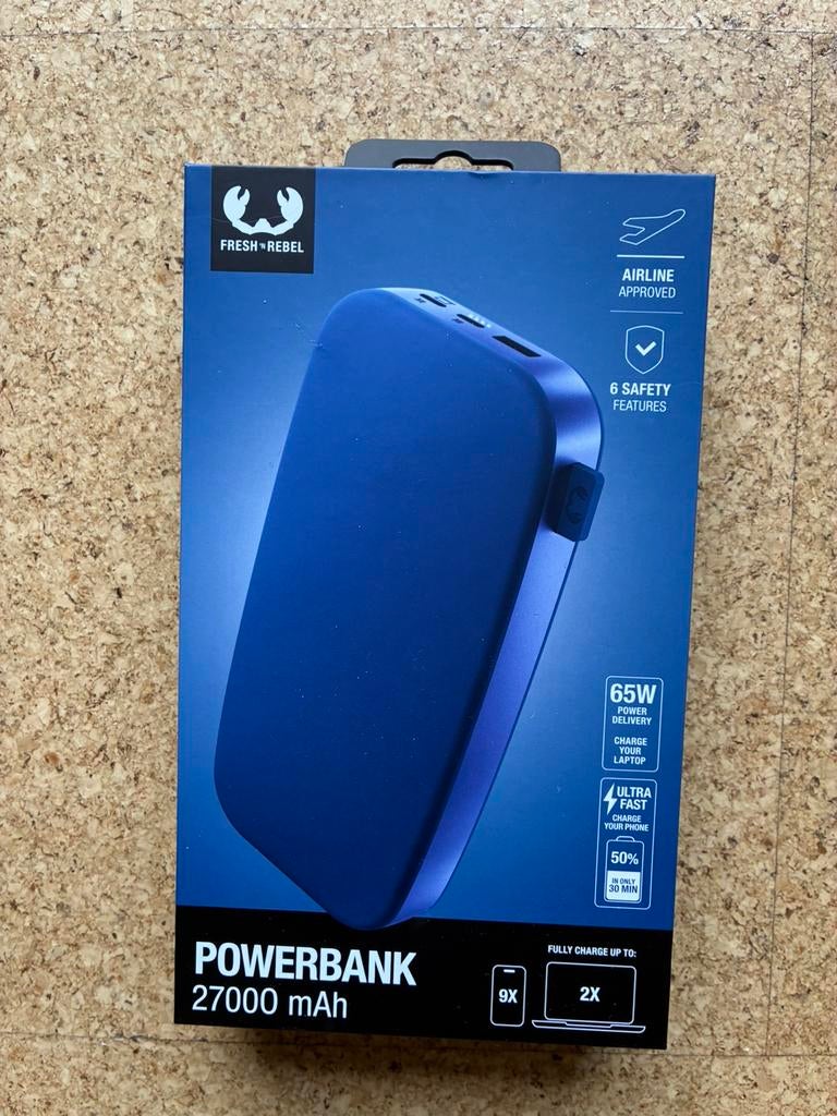 Gloednieuwe powerbank voor computer en telefoon, Telecommunicatie, Powerbanks, Ophalen of Verzenden, Nieuw