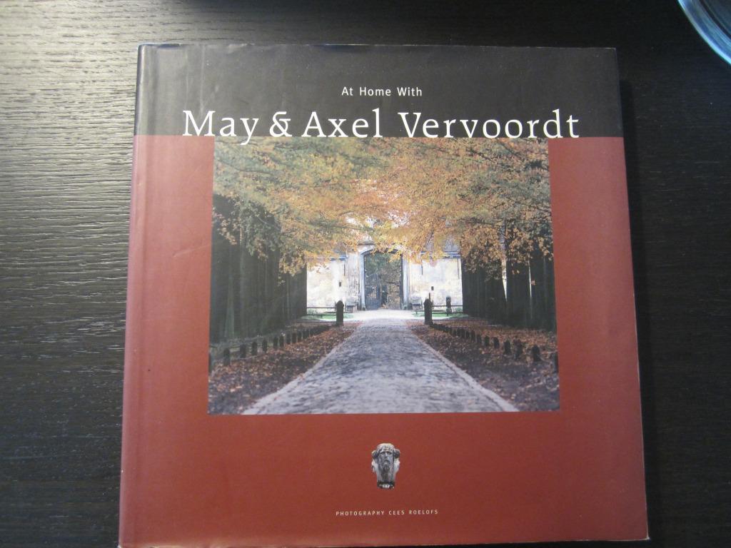 At home with May & Axel Vervoordt, Enlèvement ou Envoi