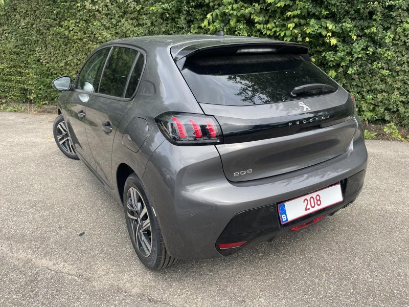 Peugeot 208 II Allure Pack, Auto's, Peugeot, 1199 cc, USB, Bedrijf, Handgeschakeld