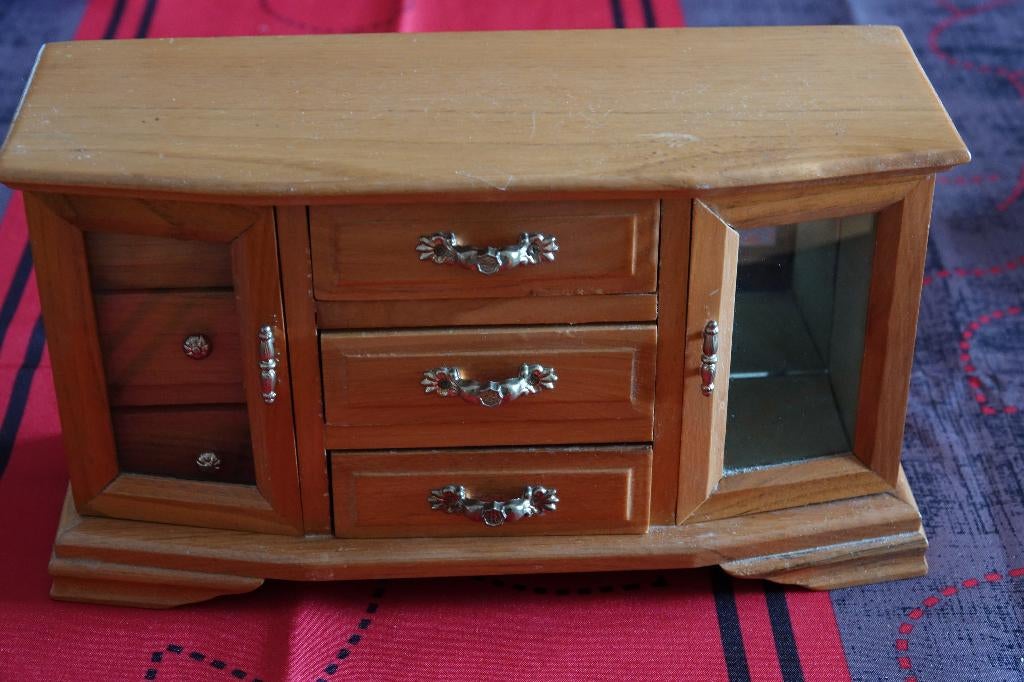 "Boîte à bijoux", Enlèvement, Utilisé, Beige, Avec miroir(s)