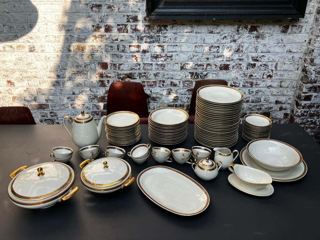 Bavaria koffieservies en eetservies 95 stuks verguld decor, Antiek en Kunst, Antiek | Servies compleet, Ophalen