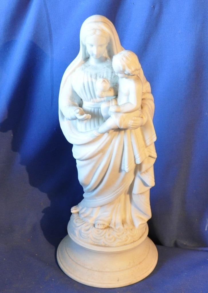 grande vierge a l'enfant en biscuit blanc, Enlèvement ou Envoi