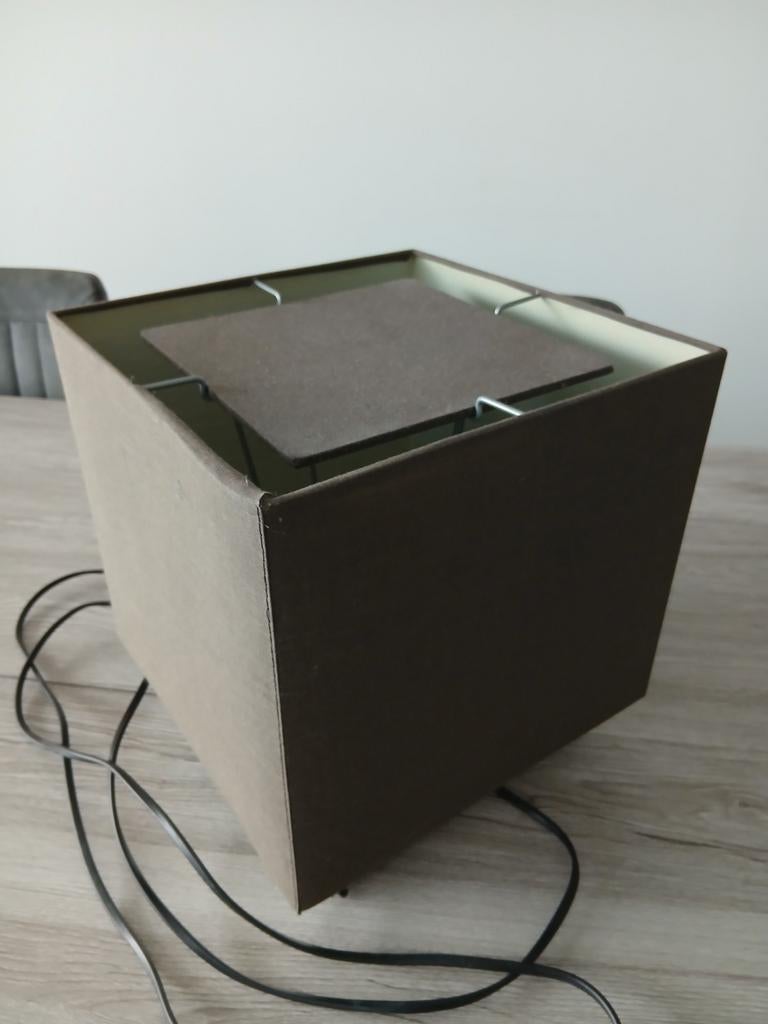 Tafellamp Ikea, taupekleur, Ophalen, Gebruikt, Vierkant