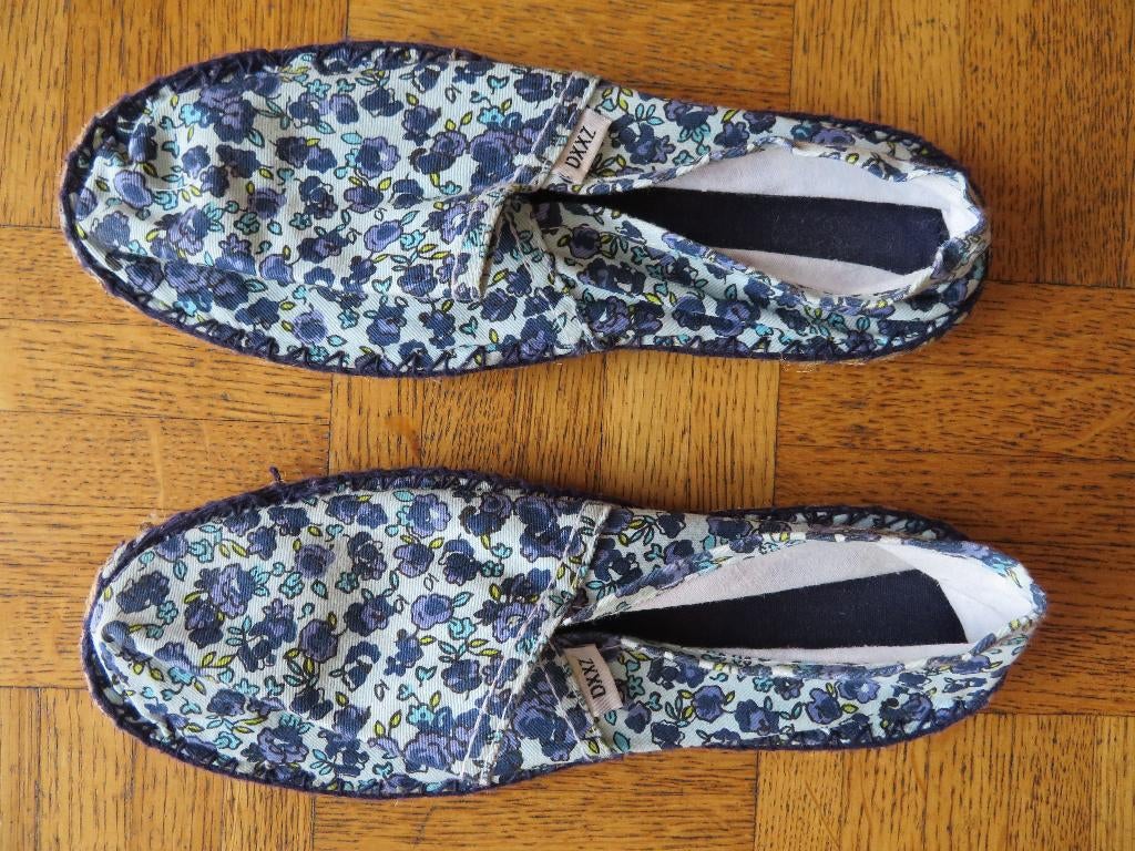 Espadrilles blanches et bleues 35, Enlèvement ou Envoi, Utilisé, Chaussures, Fille