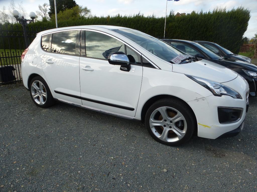 peugeot 3008  diesel -elektrisch, Testrit aan huis, Stof, 4 cilinders, Wit