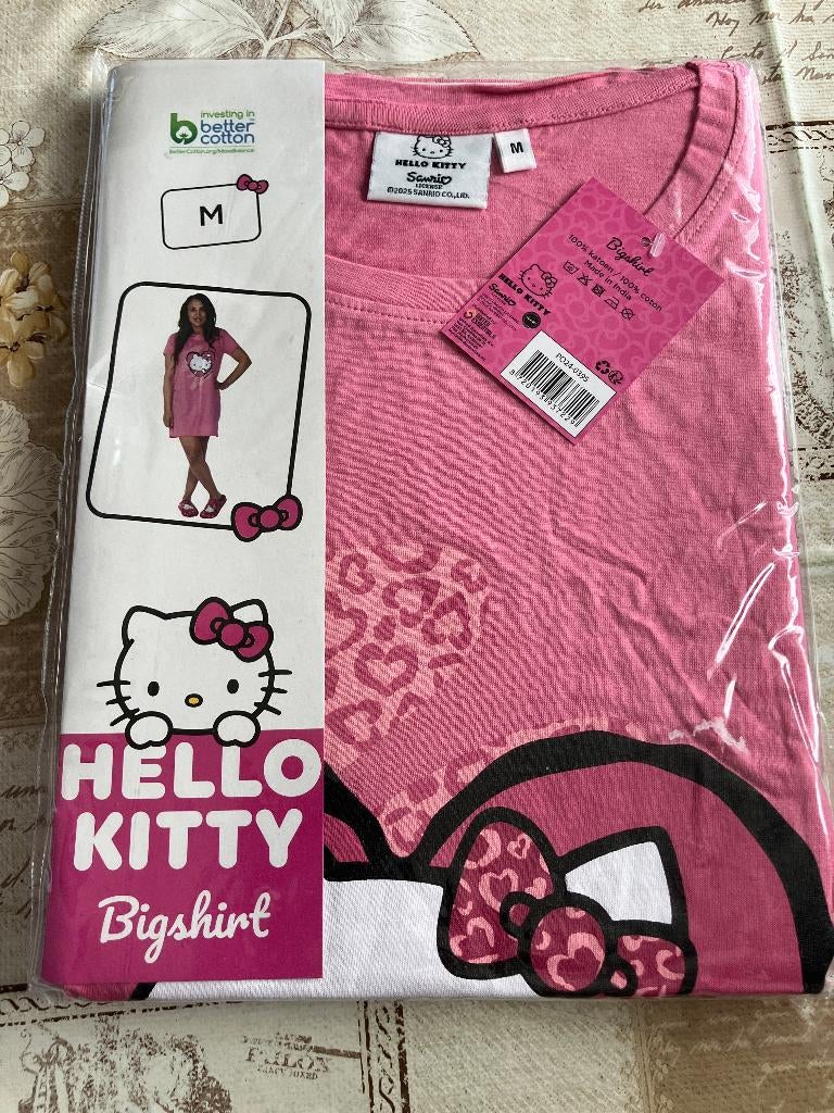 Nieuw hello Kitty bigshirt - maat M, Kleding | Dames, Ophalen of Verzenden, Nieuw, Maat 38/40 (M)
