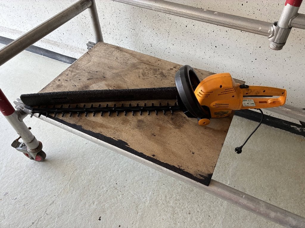 Heggeschaar, Enlèvement, Utilisé, Électrique, Powerplus garden
