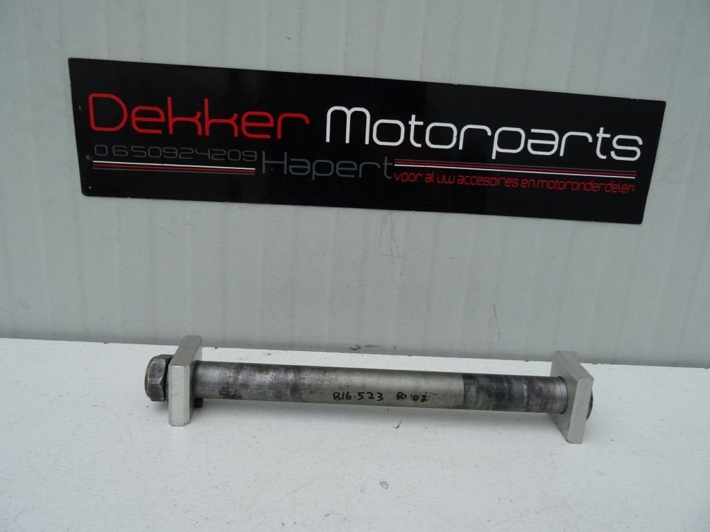 Complete Achter wiel As Yamaha YZF R1 2007-2008 RN19, Gebruikt, -, -, Ophalen of Verzenden