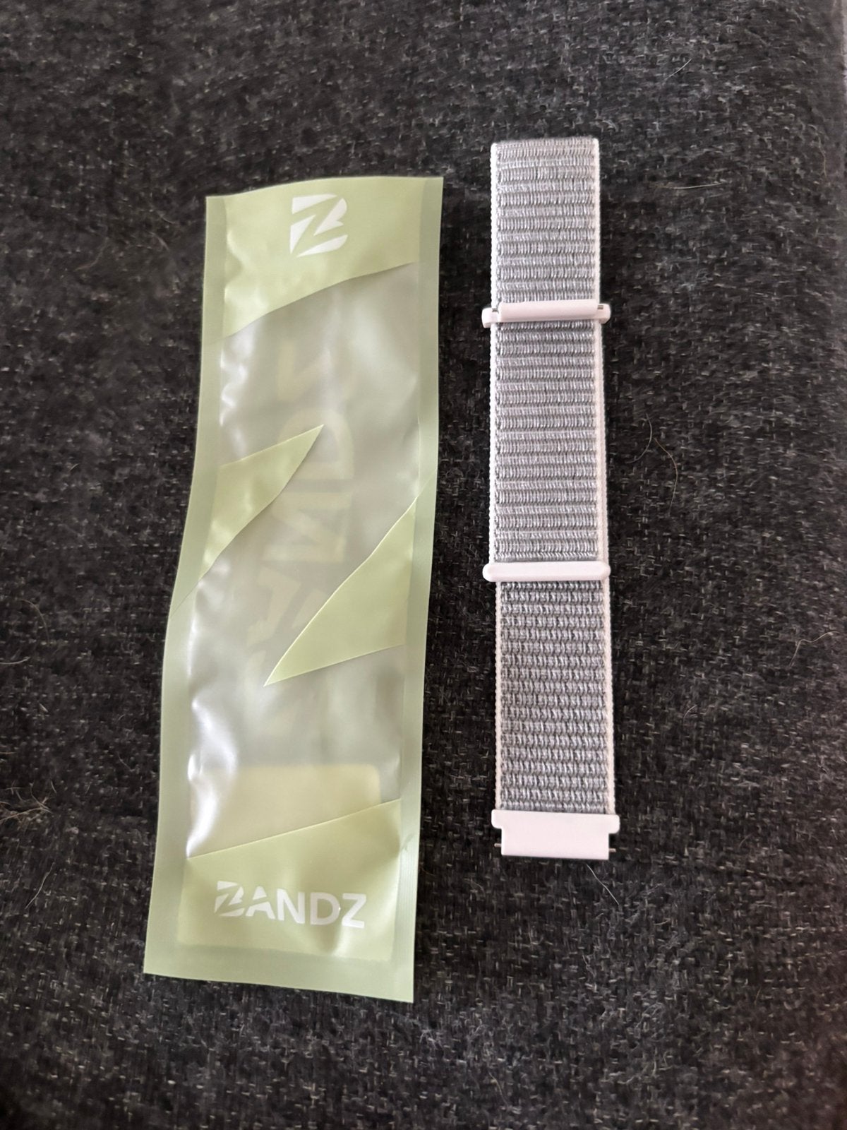 Smartwatch bandje loop model, Ophalen of Verzenden, Zo goed als nieuw