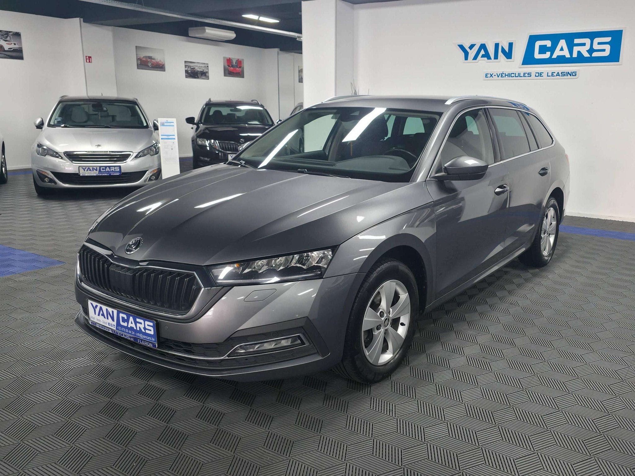 Skoda Octavia Combi 2.0 TDI 115 DSG7 Clever · Distribution, Autos, 121 g/km, Argent ou Gris, Achat, Euro 6