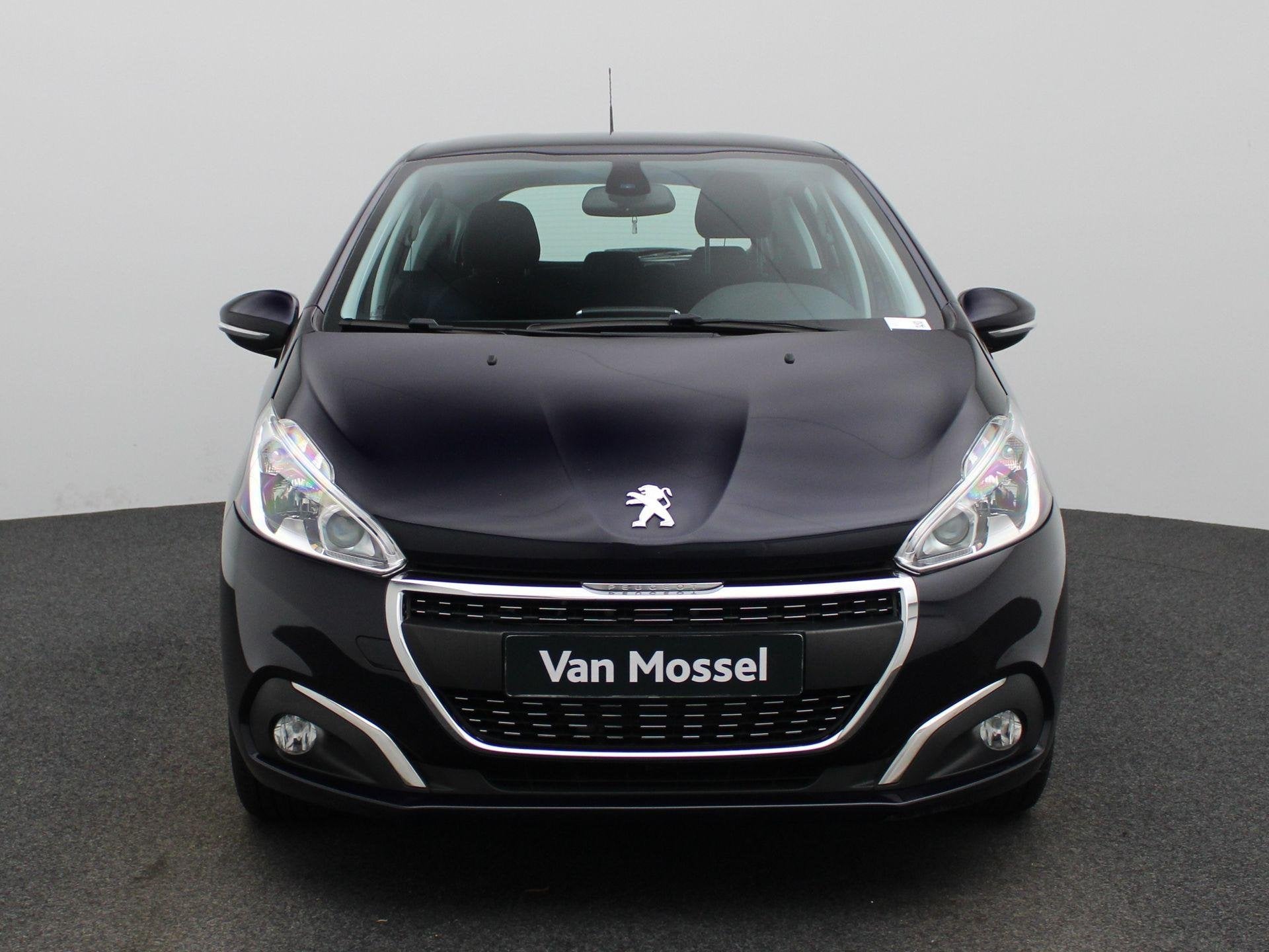 Peugeot 208 1.2 PureTech 61kW S/S Signature, Autos, 1119 kg, Entreprise, 5 portes, Tissu