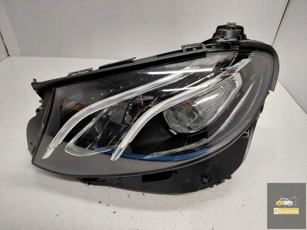 A2139063904, Clignotant LED haute performance pour Mercedes, Mercedes-Benz AG, Mercedes-Benz, Utilisé, Mercedesstrasse 120
70372  Stuttgart, DE