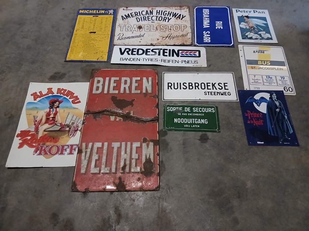 Lot vintage reclameborden & emaille borden (Velthem, Strip,, Verzamelen, Overige Verzamelen, Ophalen of Verzenden