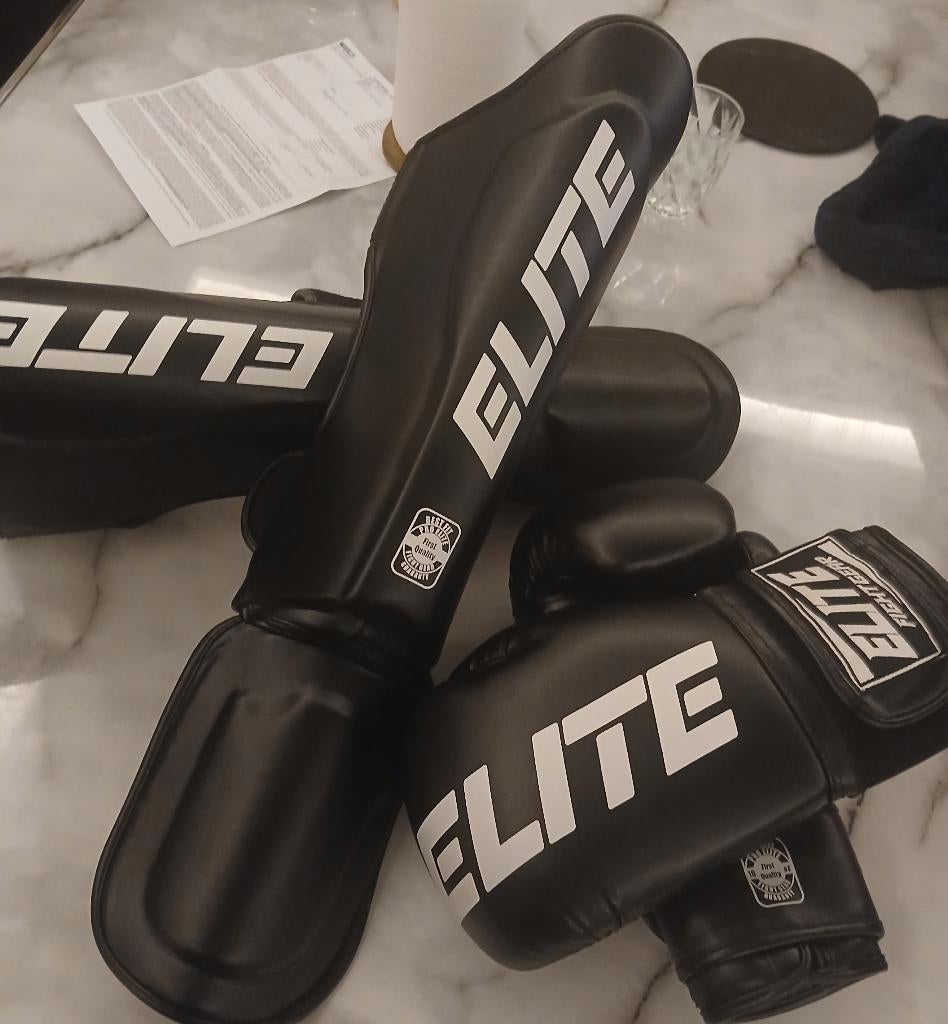 Thai/kickboks, Ophalen, Nieuw, Bokshandschoenen