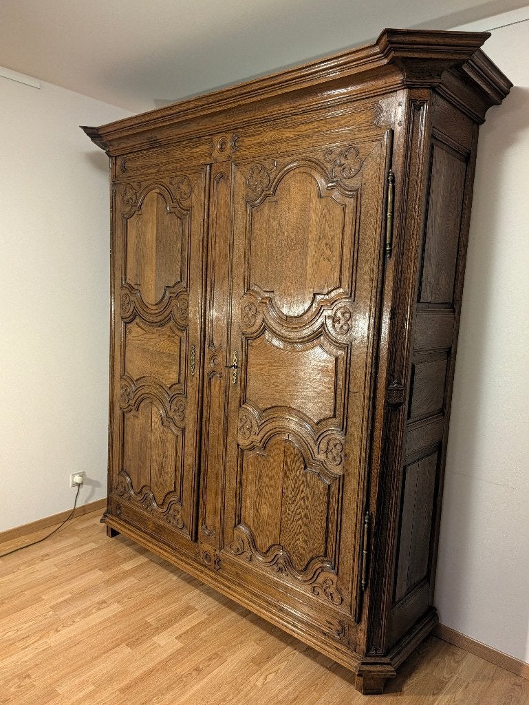 Armoire à linge en chêne de style liégeois, Antiquités & Art, Enlèvement