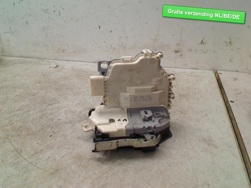 SERRURE DE PORTE ARRIÈRE GAUCHE A1 Sportback (8XA / 8XF), Arrière, Dhr. R. de Gouw, Audi, Utilisé