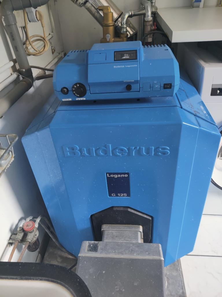 Buderus 28Kw met Weishaupt brander, Ophalen, Gebruikt, Boiler