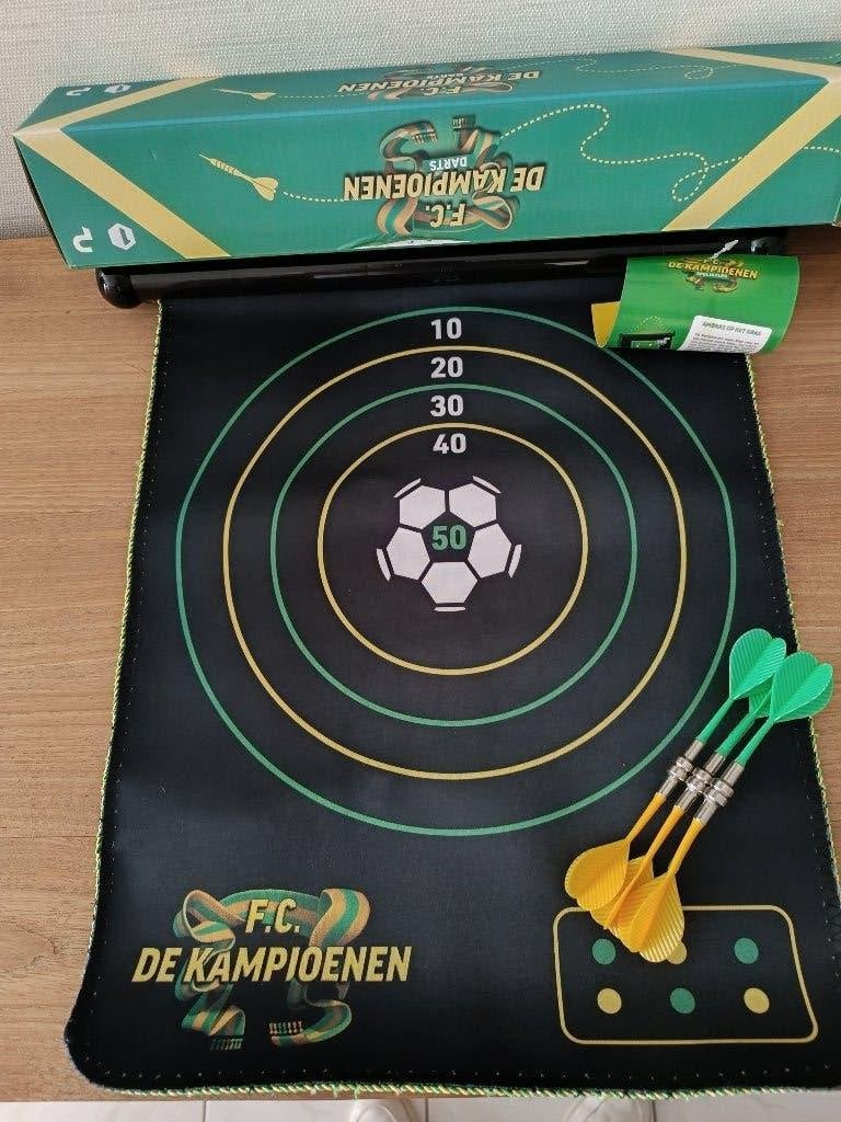 Nieuw Magnetisch DARTSBORD Fc De Kampioenen met pijlen, Sport en Fitness, Darts, Ophalen of Verzenden, Nieuw, Dartbord
