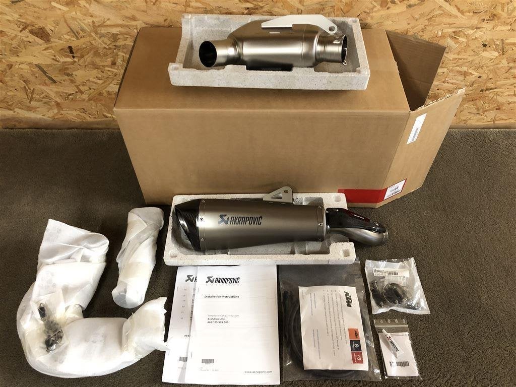 Akrapovic Evolution Line uitlaat systeem KTM 990 Duke 2024, Motoren, Ophalen of Verzenden, Nieuw