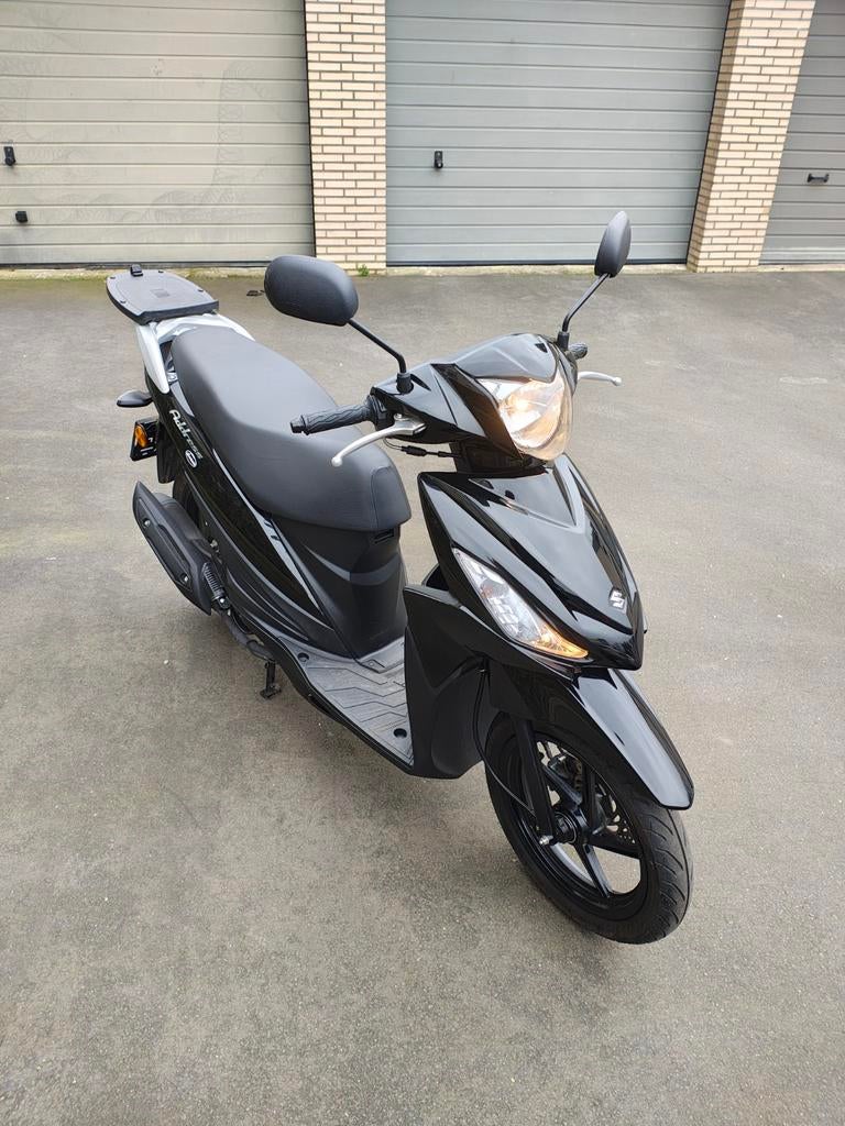 Suzuki address 110 cc 2018 met maar 1400 KM, Fietsen en Brommers, Ophalen, Zo goed als nieuw, 110 cc, Benzine