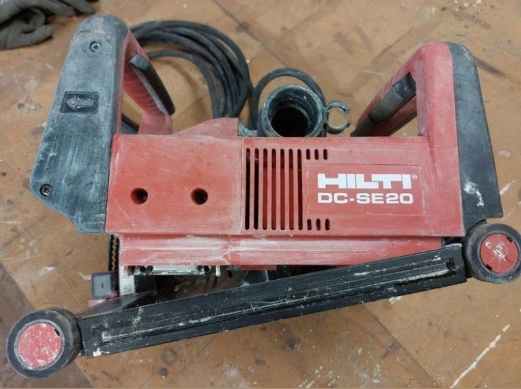 Coupe-mur à double disque Hilti Slotsaw, Bricolage & Construction, Outillage | Fraiseuses, Électrique, Enlèvement ou Envoi, Découpeur de mur