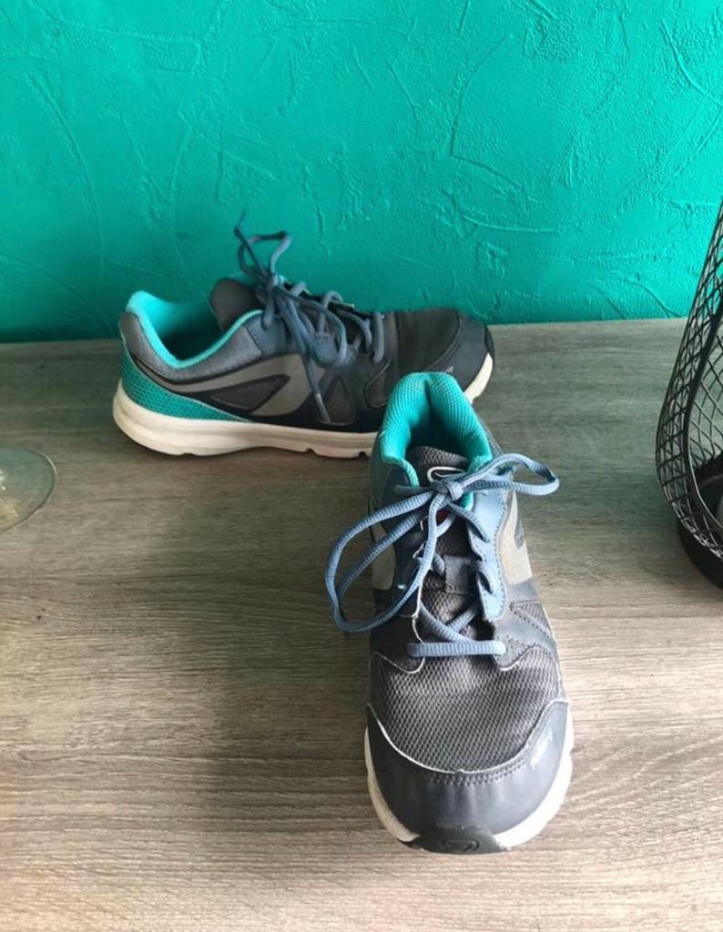 Sportschoenen maat 37, Ophalen, Zo goed als nieuw, Sportschoenen