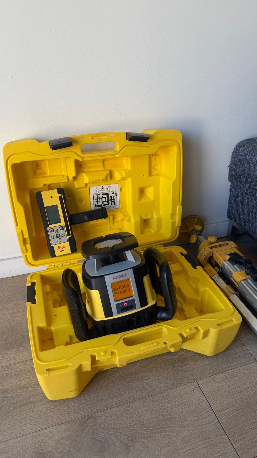 Laser Leica RUGBY CLX 900, Doe-het-zelf en Bouw, Ophalen
