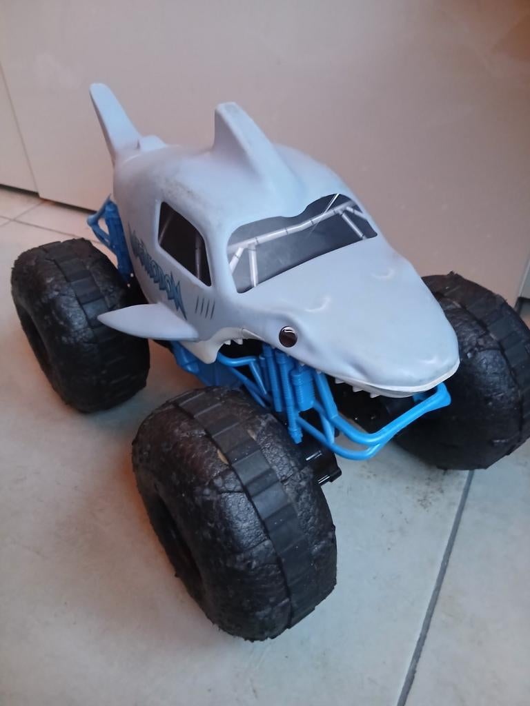 Megalodon monster truck, Kinderen en Baby's, Speelgoed | Overig, Ophalen