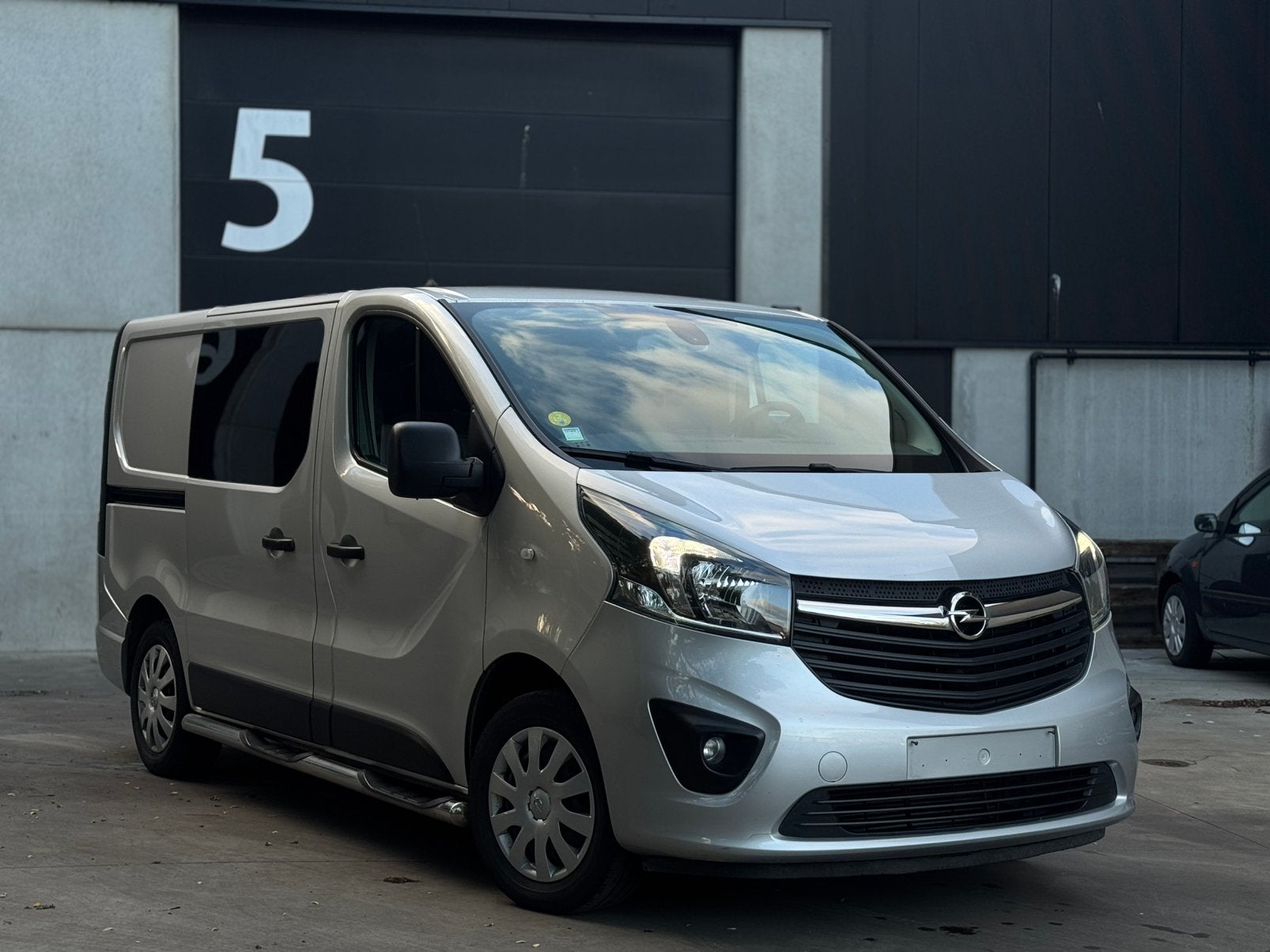 Opel vivaro 1.6 cdti 125PK|Dubbele Cabine|78.000km|2019bwj, Auto's, Dealer onderhouden, Stof, 4 cilinders, Parkeersensor