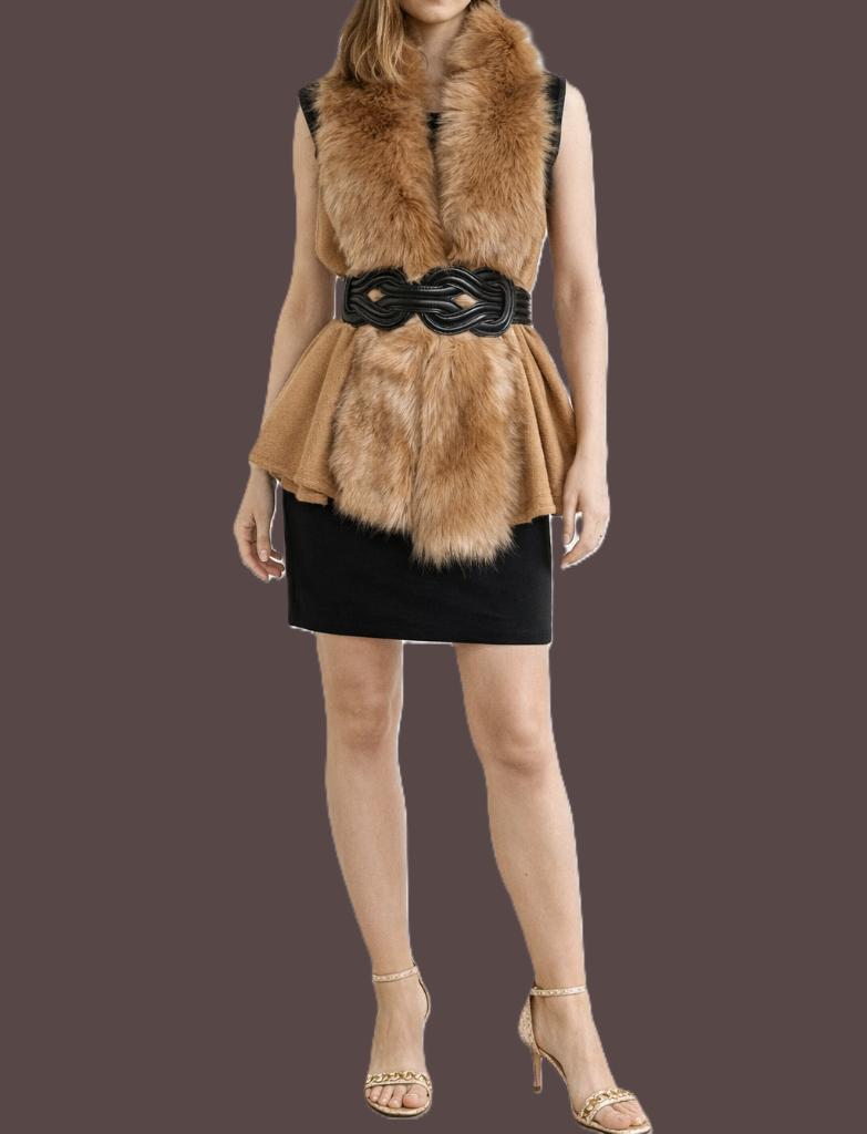 mouwloze gilet met zachte faux-fur kraag maat 36/38, Beige, Ophalen of Verzenden, Zo goed als nieuw, Versia