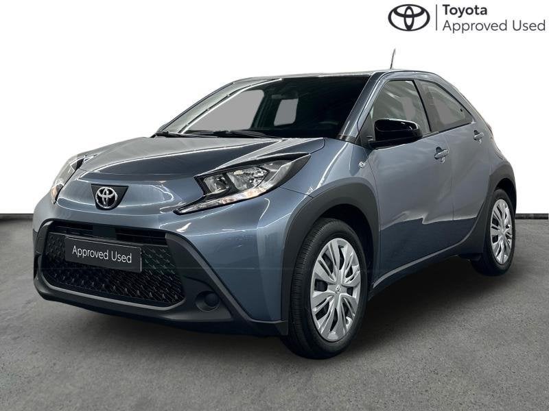 Toyota Aygo MT Play | carplay | camera, Argent ou Gris, 998 cm³, Euro 6, https://public.car-pass.be/vhr/af79e1d1-4b1e-413c-85a1-d08f71697944