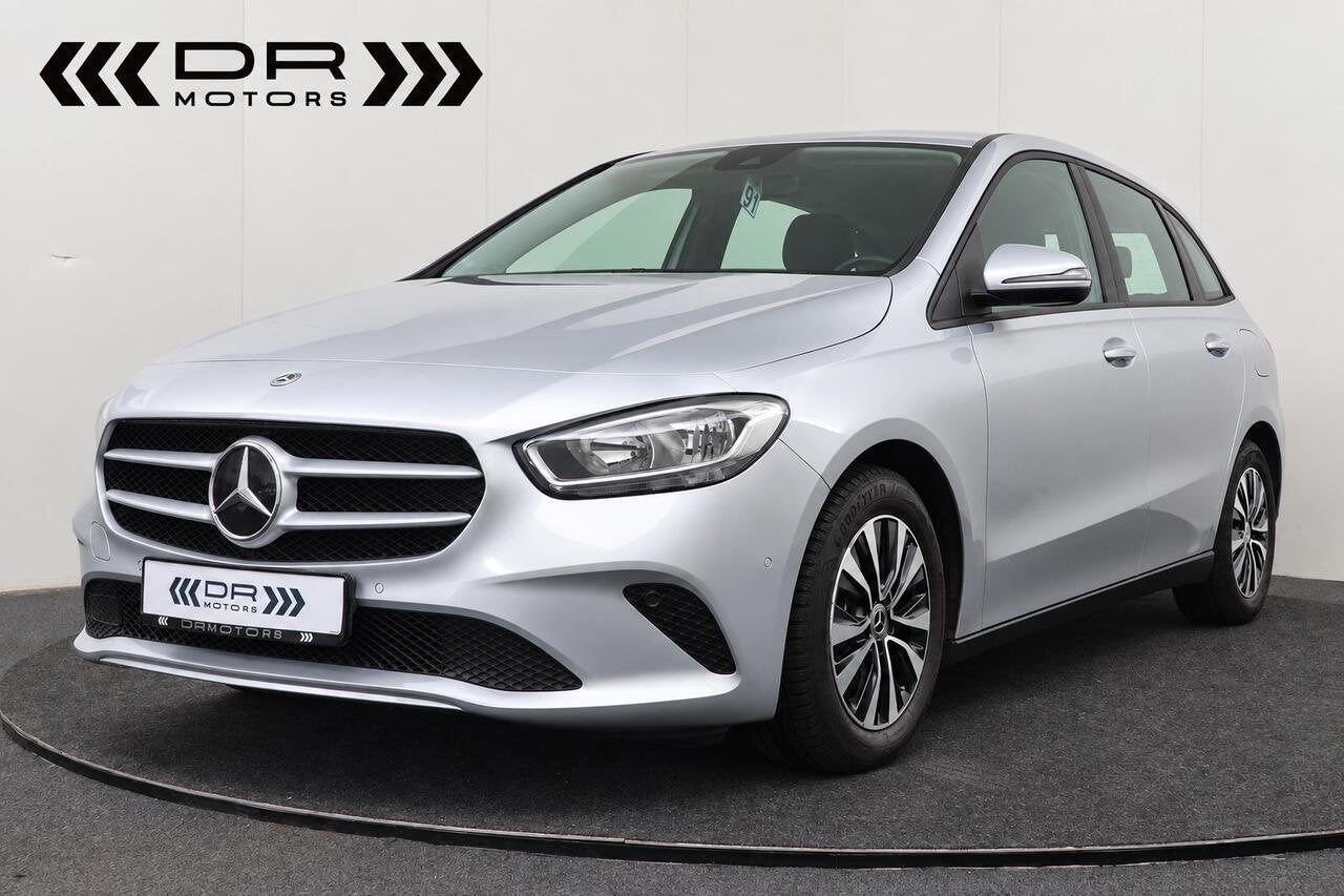 Mercedes-Benz B 180 PARKEERASSISTENT - VERWARMDE ZETELS - C, 0 kg, Monovolume, 4 cilinders, 124 g/km