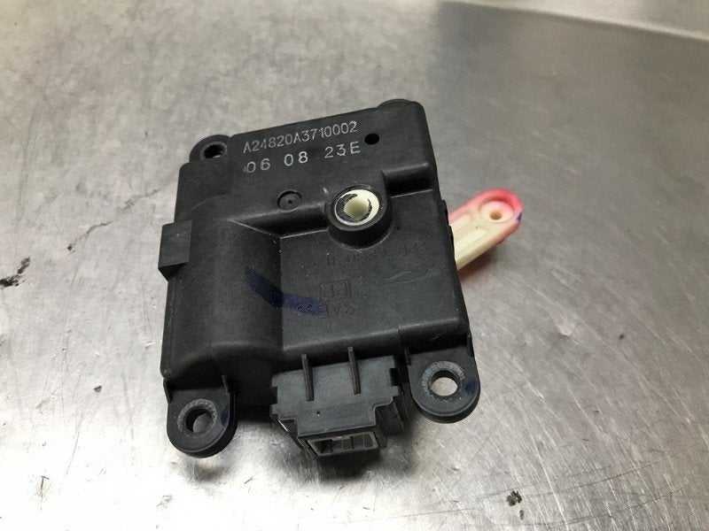 ACTIONNEUR MOTEUR VOLET CHAUFFAGE Honda Civic (FK / FN), Utilisé, Honda