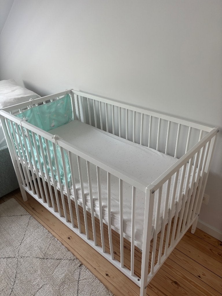 Kinderbedje wit, Kinderen en Baby's, Ophalen, Jongetje of Meisje, Wit, Overige typen