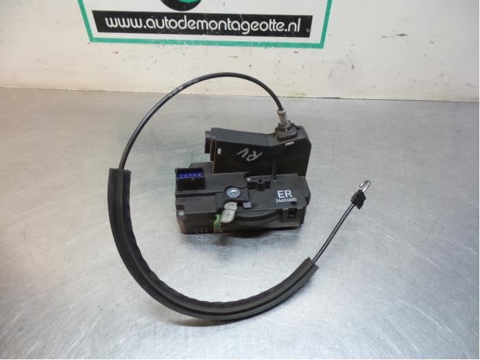 Serrure portière mécanique 2portes droite d'un Opel Corsa, -, Opel, Utilisé, -