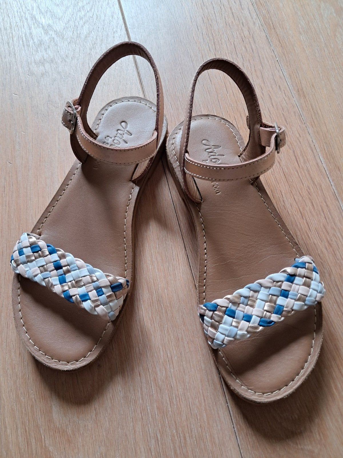 Sandalen maat 34 Shoopom, Kinderen en Baby's, Kinderkleding | Schoenen en Sokken, Ophalen