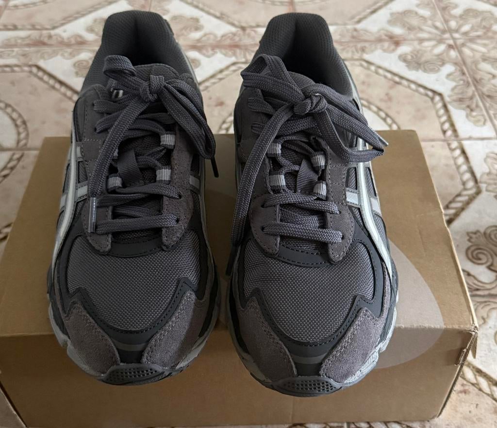 Asics gel nyc, Enlèvement ou Envoi, Comme neuf, Chaussures
