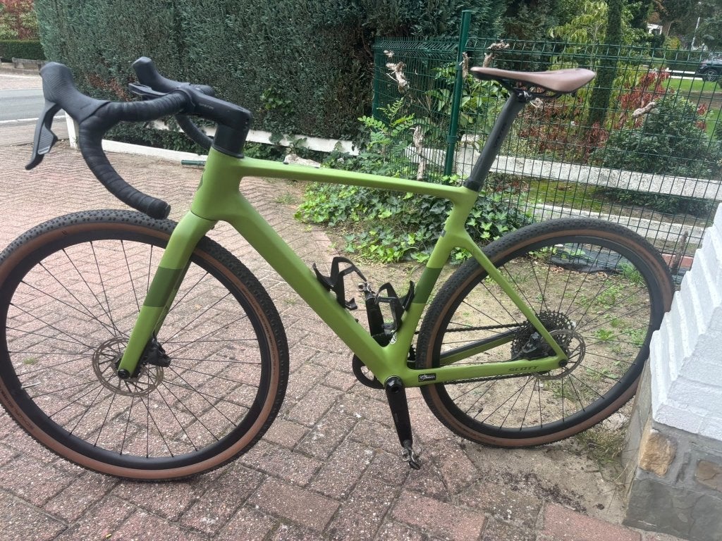 SCOTT Addict 30 - Medium, Vélos & Vélomoteurs, Enlèvement, Comme neuf, Carbone, Autres marques