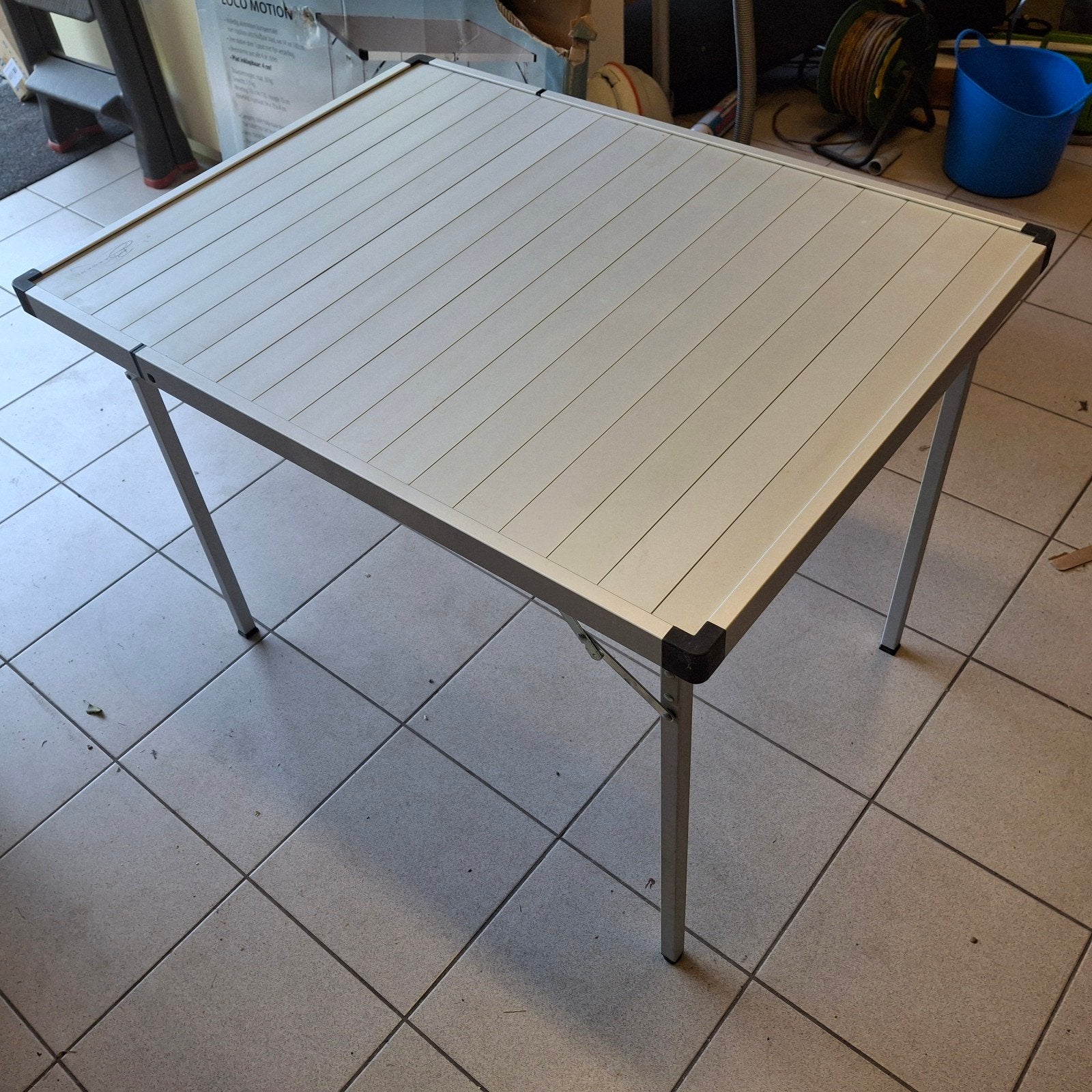 campingtafel Bardani Loco Motion, Caravans en Kamperen, Kampeermeubelen, Ophalen, Campingtafel