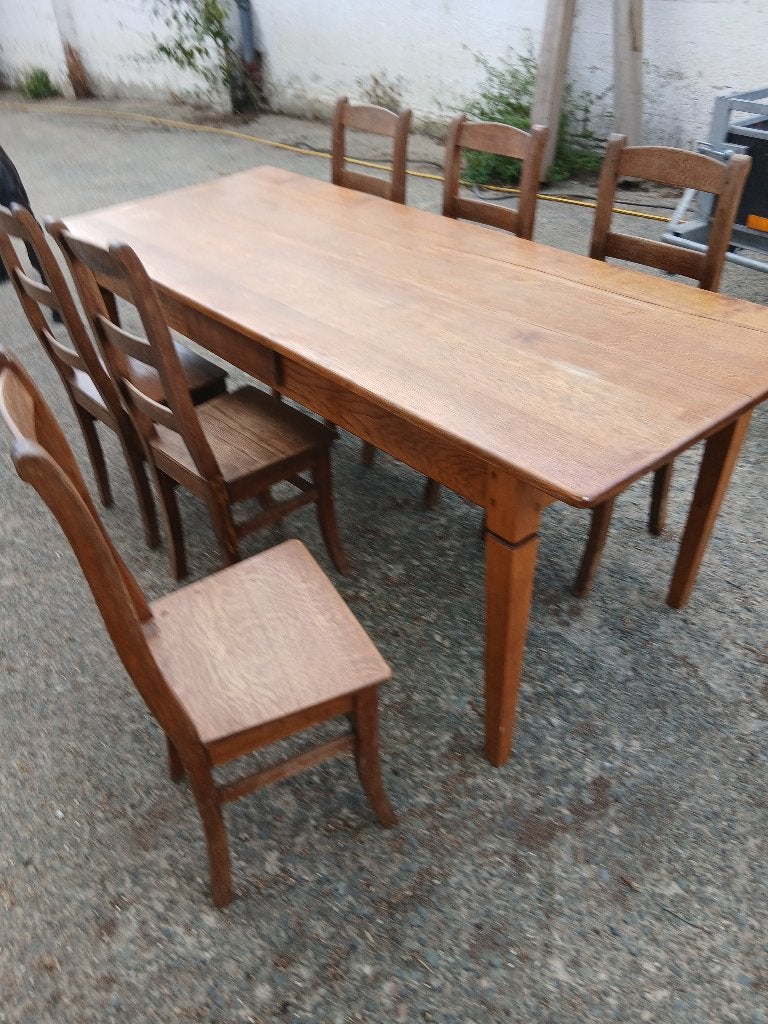 Table et chaises de Herve, Brun, Enlèvement, Bois, Cinq, Six Chaises ou plus