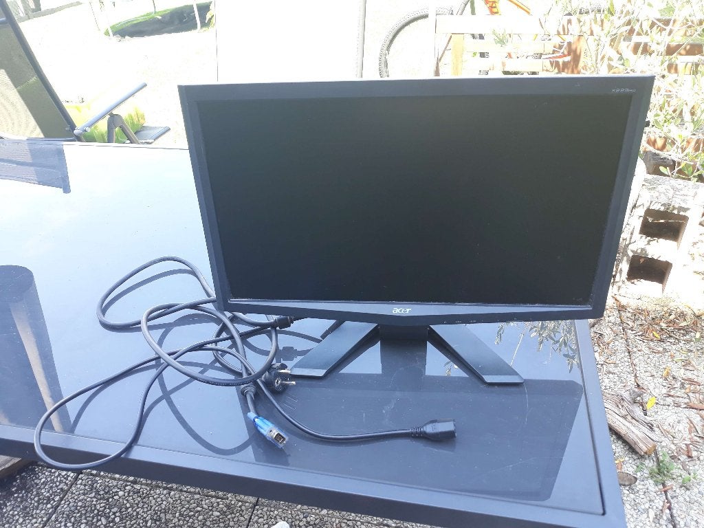 Écran 1080p sans HDMI, HD, 60 Hz ou moins, Enlèvement, Utilisé