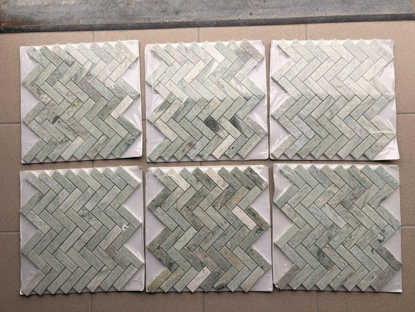 Natuursteen steenstrip mozaïektegel - groen marmer, Doe-het-zelf en Bouw, Tegels, Ophalen, Wandtegels, Nieuw, 20 tot 40 cm