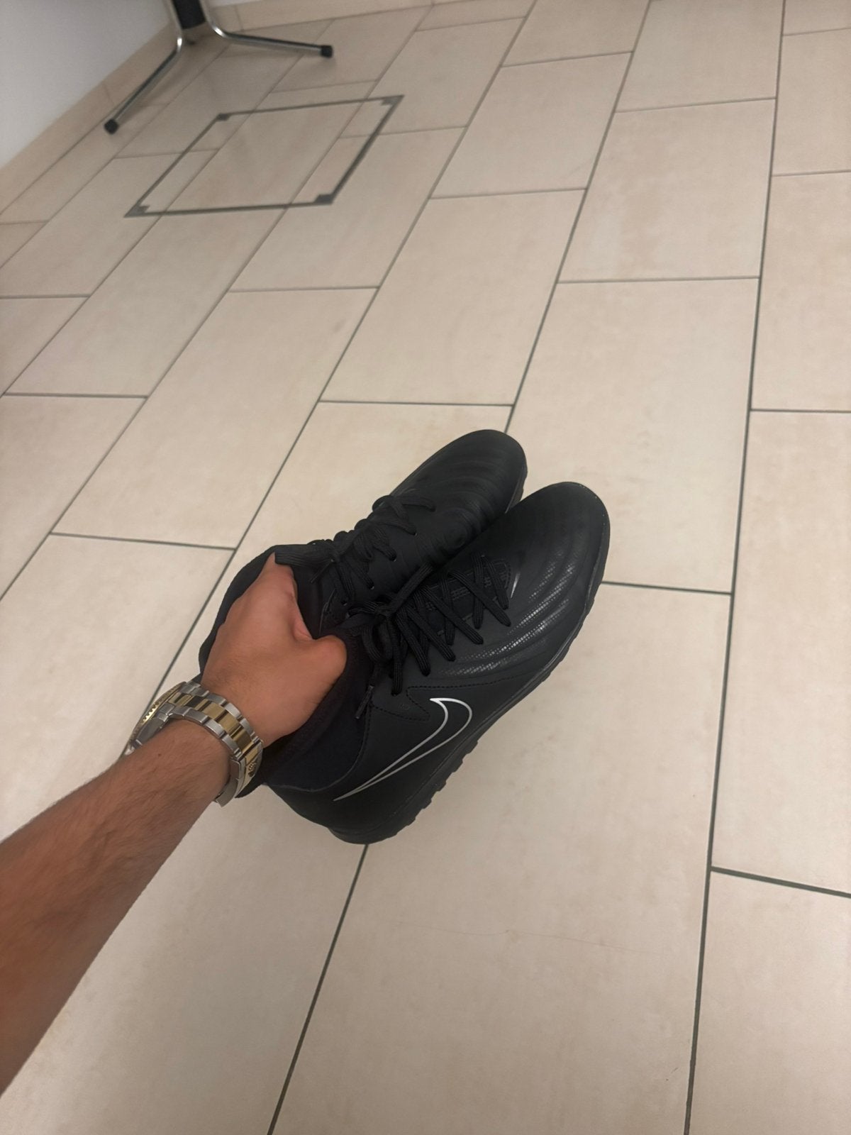 Nike zaalvoetbalschoenen, Sport en Fitness, Voetbal, Ophalen of Verzenden, Zo goed als nieuw