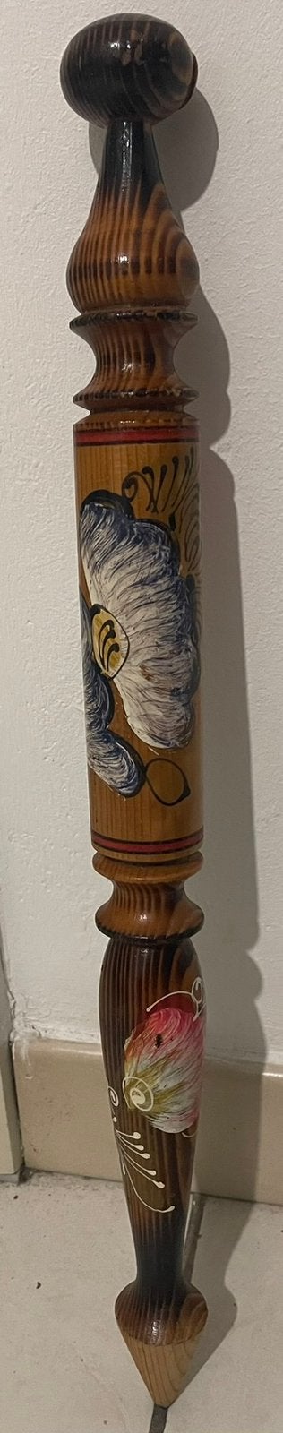 Crayon peint en bois, Antiquités & Art, Enlèvement ou Envoi