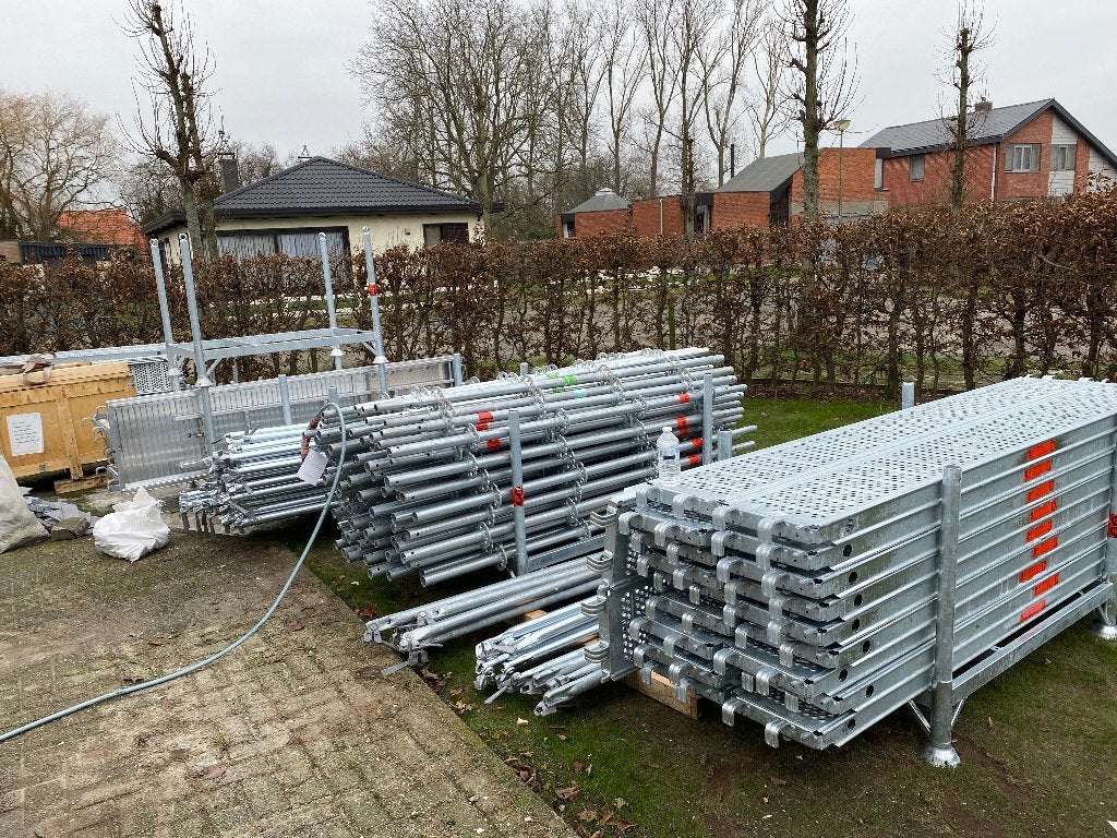 stelling te huur - prijs per m², Doe-het-zelf en Bouw, Ophalen, Zo goed als nieuw, Gevelsteiger, 5 meter of hoger