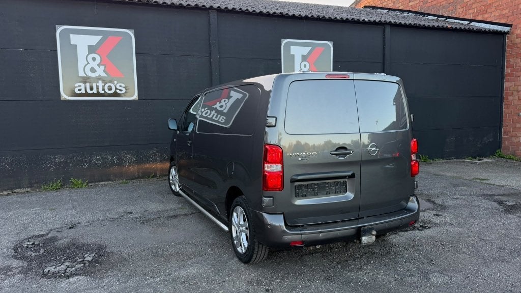 Opel Vivaro 2.0D 2020 Automat, Auto's, Automaat, Vivaro, Leder, Bedrijf