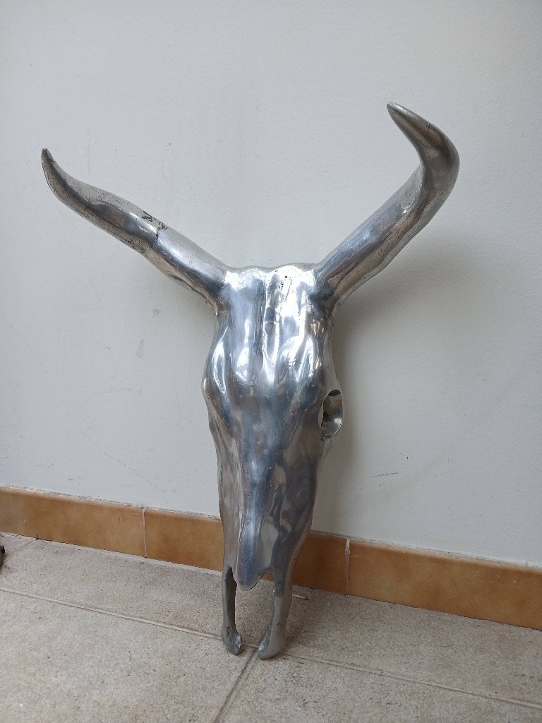 Tete de taureau en aluminium polie, Antiquités & Art, Antiquités | Céramique & Poterie, Enlèvement