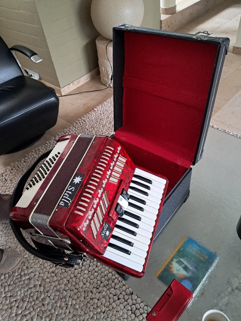 accordeon, merk Stella, Musique & Instruments, Enlèvement, Utilisé