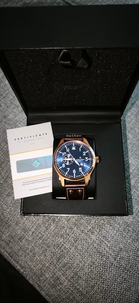 Alpha sierra am3, Handtassen en Accessoires, Horloges | Heren, Ophalen of Verzenden